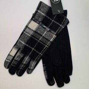 Marcus Adler Gloves
